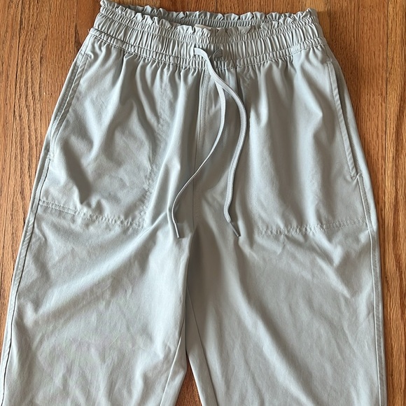 Abercrombie & Fitch cargo pant in gray - Picture 3 of 6